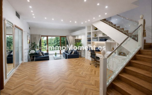 Revente - Villa - Marbella - Puerto Banús