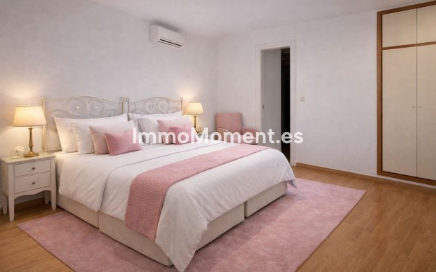 Revente - Villa - Marbella - Puerto Banús