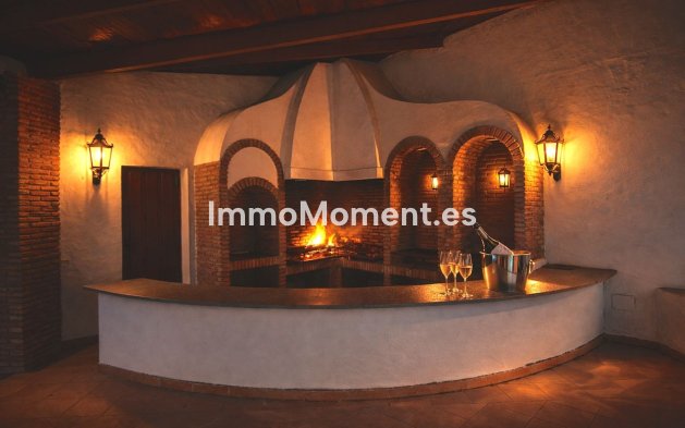 Revente - Villa - Marbella - Puerto Banús