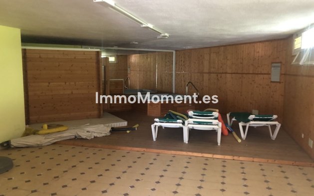 Revente - Villa - Marbella - Puerto Banús