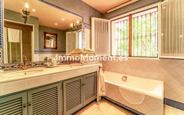 Revente - Villa - Benahavís - Benahavís Centro