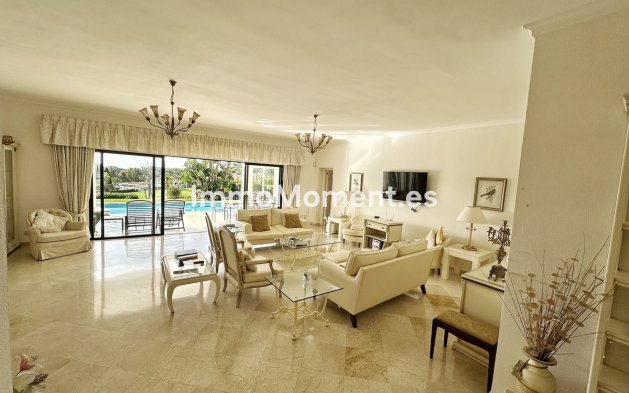 Resale - Detached villa - Estepona - New Golden Mile