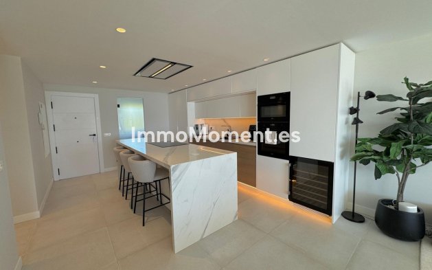 Wiederverkauf - Wohnung - Estepona  - Estepona Centro