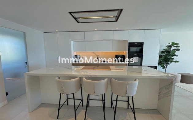 Wiederverkauf - Wohnung - Estepona  - Estepona Centro