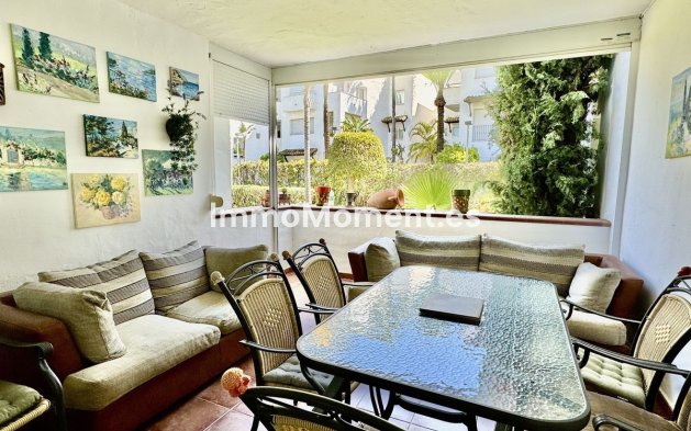 Wiederverkauf - Wohnung - Estepona  - Costalita