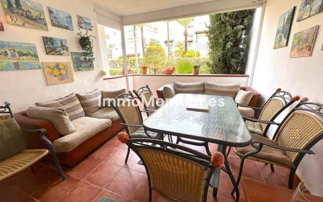 Wiederverkauf - Wohnung - Estepona  - Costalita