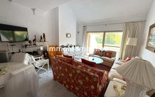 Wiederverkauf - Wohnung - Marbella - Nueva Andalucía