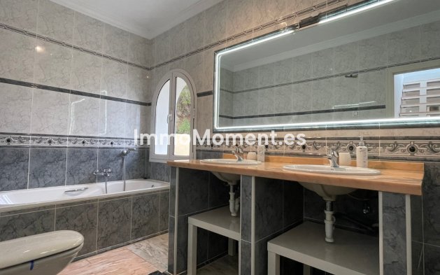 Resale - Villa - Calpe - Calpe Centro