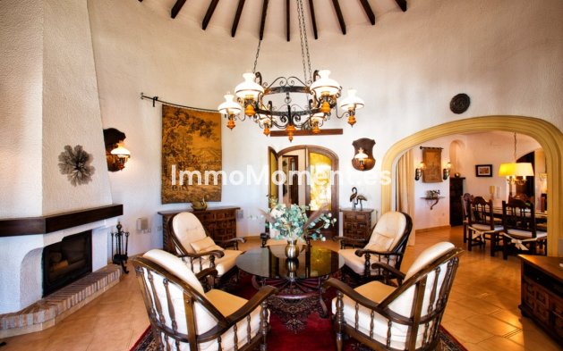 Revente - Villa - Benissa - Benissa Centro