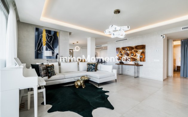 Reventa - Apartamento - Marbella - Aloha