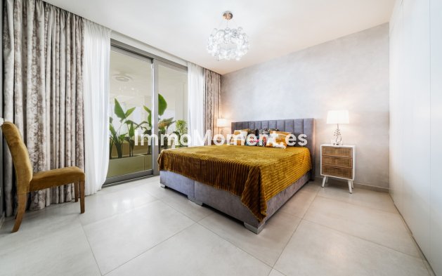 Reventa - Apartamento - Marbella - Aloha