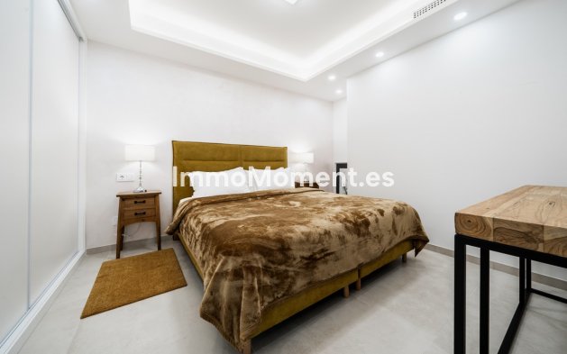 Reventa - Apartamento - Marbella - Aloha