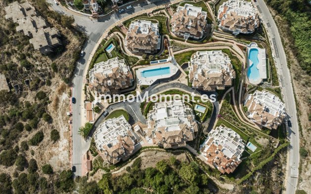 Reventa - Apartamento - Marbella - Aloha