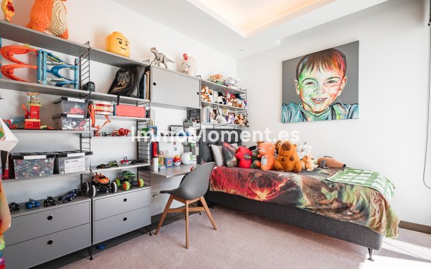 Revente - Villa - Marbella - Nueva Andalucía