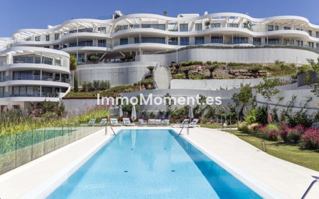 Resale - Apartment - Benahavís - Benahavís Centro