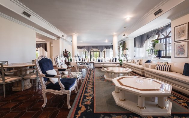 Wiederverkauf - Villa - Marbella - The Golden Mile