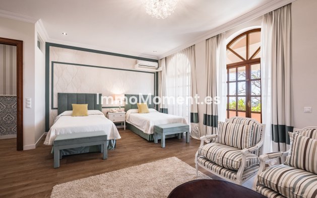 Wiederverkauf - Villa - Marbella - The Golden Mile