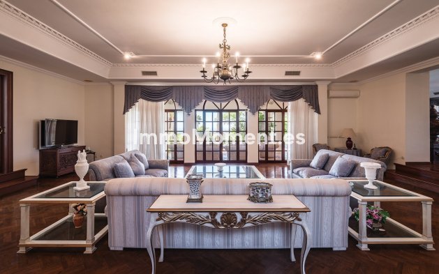 Wiederverkauf - Villa - Marbella - The Golden Mile