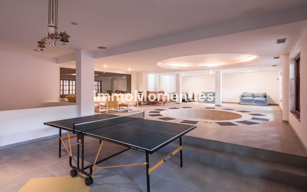 Wiederverkauf - Villa - Marbella - The Golden Mile