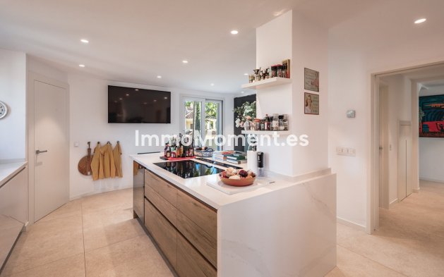 Revente - Appartement - Marbella - Nueva Andalucía