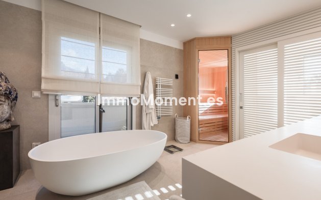 Revente - Appartement - Marbella - Nueva Andalucía