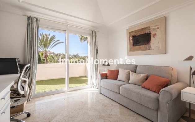 Revente - Appartement - Marbella - Nueva Andalucía