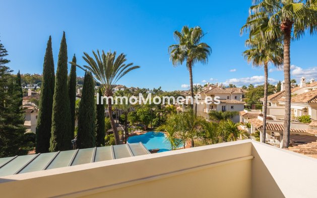 Revente - Appartement - Marbella - Nueva Andalucía
