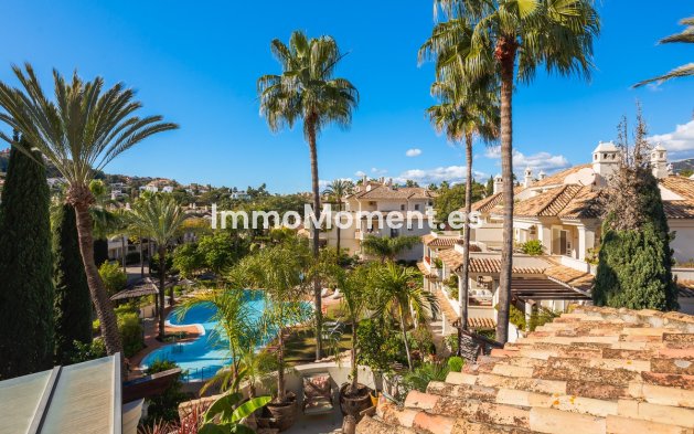 Revente - Appartement - Marbella - Nueva Andalucía