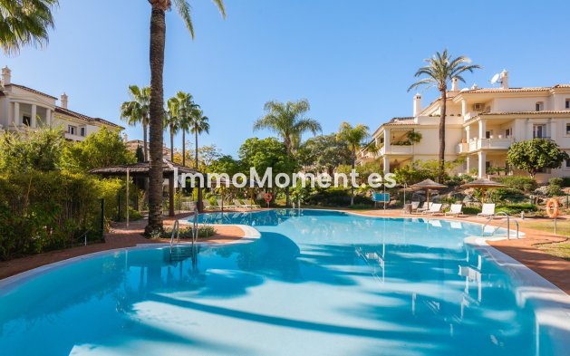 Revente - Appartement - Marbella - Nueva Andalucía