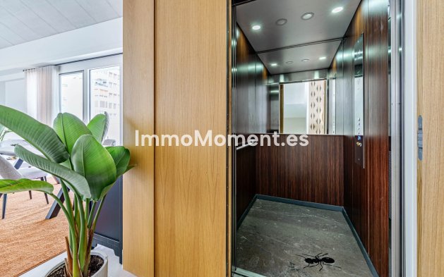 Wiederverkauf - Wohnung - Málaga - Centro Histórico