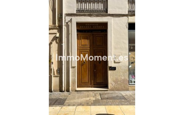 Wiederverkauf - Wohnung - Málaga - Centro Histórico