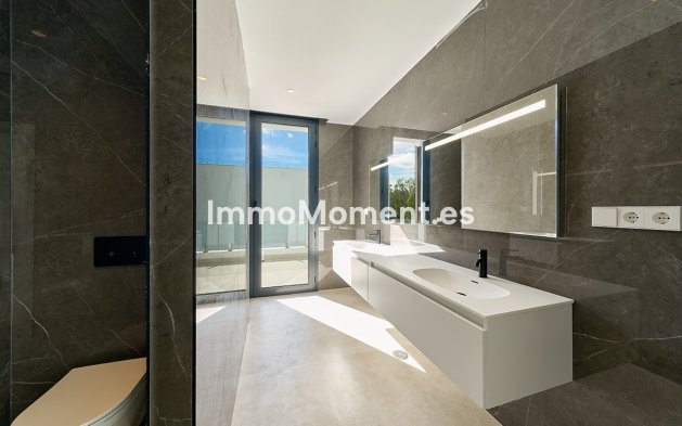 Wiederverkauf - Villa - Estepona  - Estepona Centro