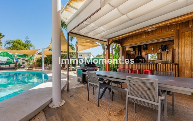 Resale - Villa - Málaga - Puerto de la Torre