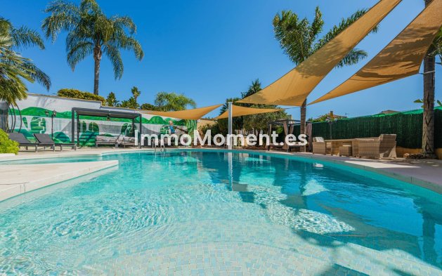 Resale - Villa - Málaga - Puerto de la Torre