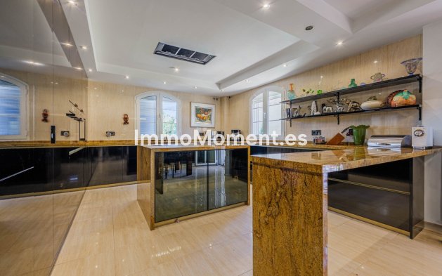 Resale - Villa - Málaga - Puerto de la Torre