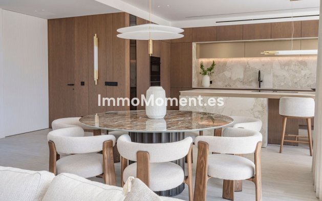 Revente - Villa - Marbella - Marbesa