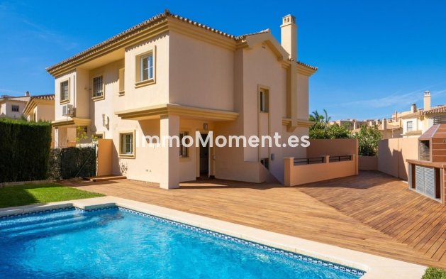 Wiederverkauf - Reihenhaus - Fuengirola - Los Pacos