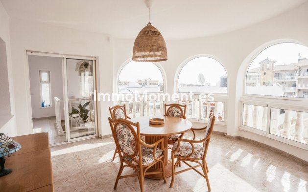 Resale - Villa - Orihuela - Villamartin