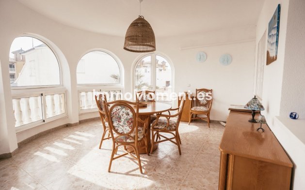 Resale - Villa - Orihuela - Villamartin