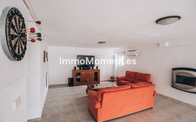 Resale - Villa - Orihuela - Villamartin