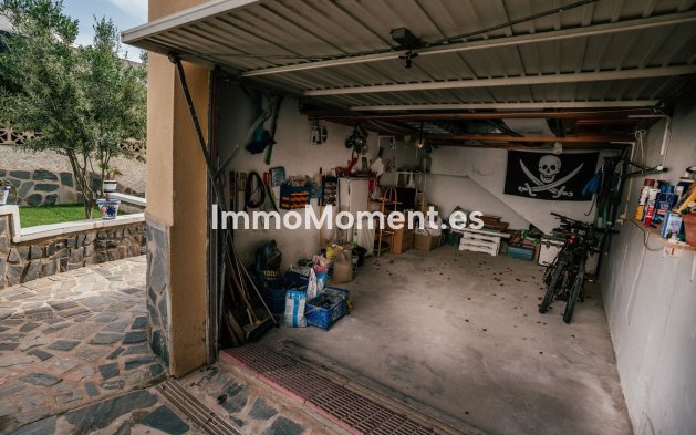 Resale - Villa - Orihuela - Villamartin