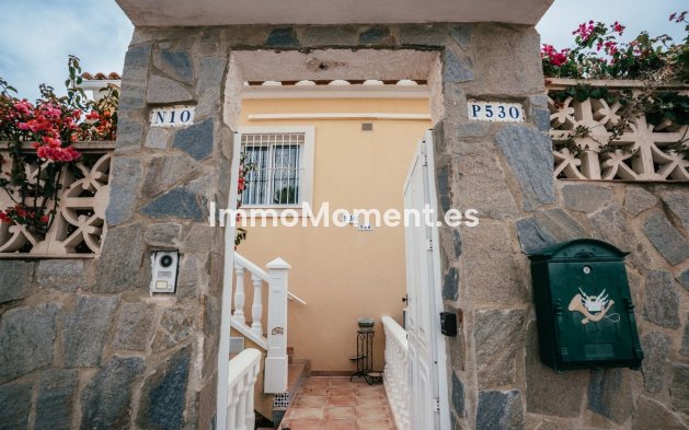 Resale - Villa - Orihuela - Villamartin