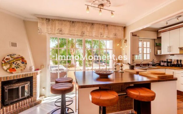 Revente - Villa - Marbella - Nueva Andalucía