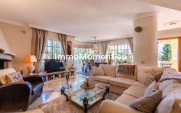 Revente - Villa - Marbella - Nueva Andalucía