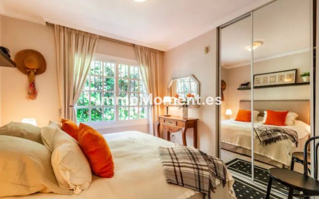 Revente - Villa - Marbella - Nueva Andalucía