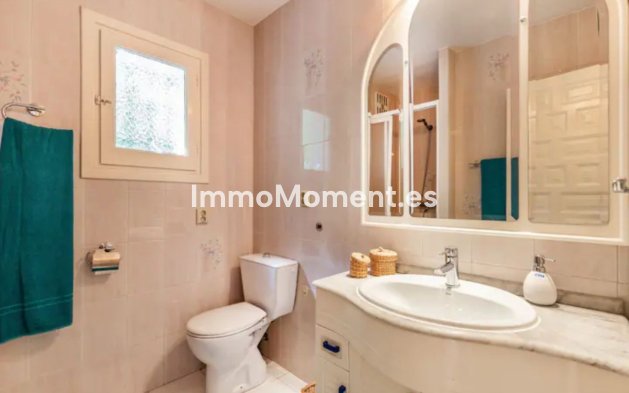 Revente - Villa - Marbella - Nueva Andalucía