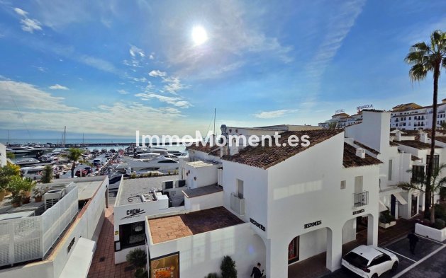 Wiederverkauf - Wohnung - Marbella - Puerto Banús