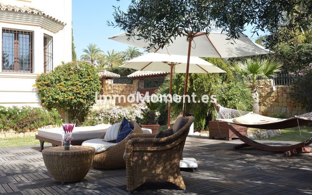 Resale - Villa - Marbella - Nueva Andalucía