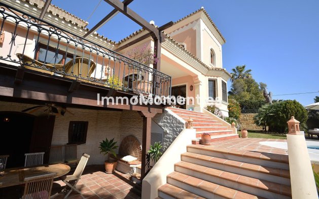 Resale - Villa - Marbella - Nueva Andalucía