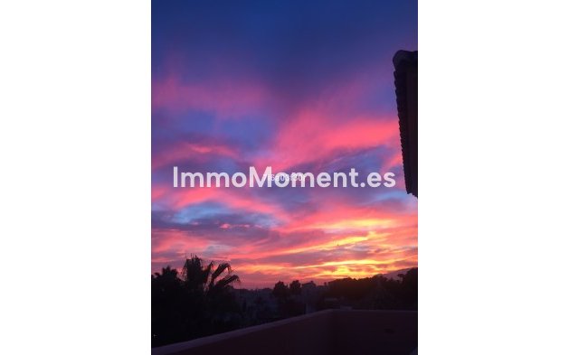 Resale - Villa - Marbella - Nueva Andalucía